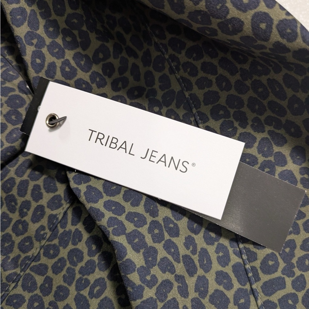 👯♀️Host Pick⚡️Tribal Jeans Animal Print Water Repellant Raincoat - Picture 8 of 12